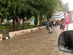 
      
      Delhi drenched by heavy rain; police issues traffic advisory
      
      