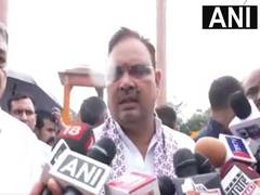 
      
      Rajasthan CM pays tribute to soldiers on Kargil Vijay Diwas 
      
      