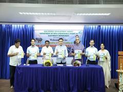 
      
      Goa CM launches 'Goem Vinamulya Vij Yevjan'
      
      