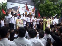 
      
      DMK holds protest against Centre for neglecting Tamil Nadu
      
      