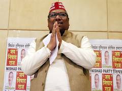 
      
      Nishad Party president promises resolution of workers' issues
      
      
