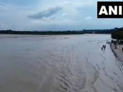 
      
      Ganga water level in Rishikesh rises due to heavy rainfall
      
      