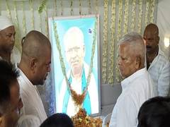 
      
      Bihar: Lalu Yadav meets Mukesh Sahni at his residence  
      
      