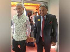 
      
      EAM Jaishankar arrives in Tokyo for Quad Foreign Ministers meetin
      
      