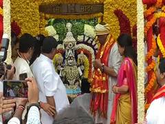 
      
      Telangana Minister Venkat Reddy offers prayers on Bonalu festival
      
      