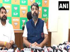 
      
      Haryana govt to honour Olympic medallist Manu Bhaker
      
      