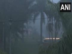 
      
      Dang, Gujarat: Heavy rain lashes parts of Saputara
      
      
