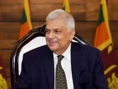 
      
      Sri Lanka: Rajapaksa's party doesn't back Wickremesinghe
      
      
