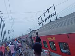 
      
      2 killed after coaches of Howrah-CSMT Express train derail
      
      