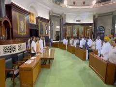 
      
      Congress observes moment of silence for Wayanad landslide victims
      
      