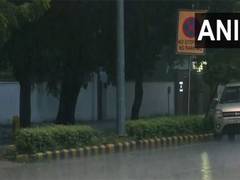 
      
      Rain lashes at several parts of Delhi, NCR
      
      