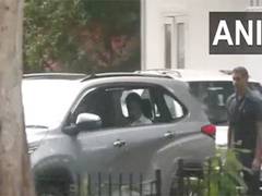 
      
      Rahul Gandhi, Priyanka Gandhi leave for landslide-hit Wayanad 
      
      