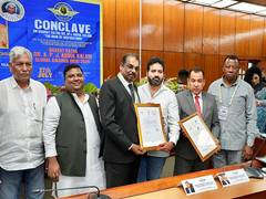 
      
      Abdussalam Hassan Telal Group - received Global Icon Award
      
      