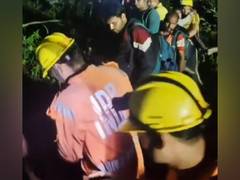 
      
      Over 700 people stranded on Kedarnath route evacuated
      
      