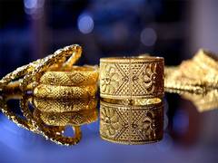 
      
      India's gold demand faces challenges amid record prices
      
      