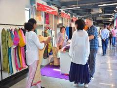
      
      Textile Ministry kick starts 'VIRAASAT' exhibition to celebrate 1
      
      