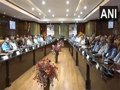 
      
      CDS Gen Anil Chauhan chairs apex tri-services conference
      
      