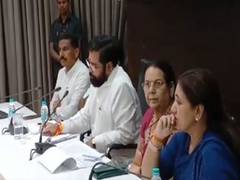 
      
      Maharashtra rains: CM Shinde holds meeting with officials
      
      