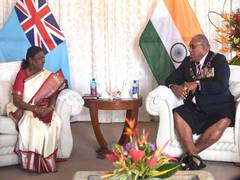 
      
      President Murmu meets Fiji counterpart Katonivere in Suva
      
      