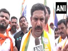 
      
      Congress has cheated Dalit community: BJP on Yadgir PSI death
      
      