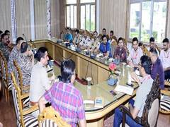 
      
      J-K: Mata Vaishno Devi Shrine Board reviews preparedness 
      
      