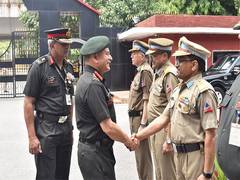 
      
      Indian Army chief General Dwivedi visits BRO HQ
      
      
