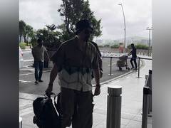 
      
      Pap diaries: Sunny Deol marks a cool appearance at Mumbai airport
      
      