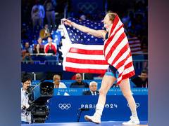 
      
      USA's Sarah secures gold medal in women's 50 kg, defeats Lopez
      
      