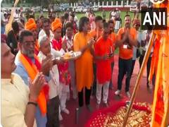 
      
      J-K: First batch of Budha Amarnath Yatra pilgrims reaches Poonch
      
      