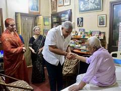 
      
      VP Dhankhar condoles death of former West Bengal CM 
      
      