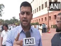 
      
      Shiv Sena MP Shrikant Shinde defends Waqf Bill in Parliament
      
      