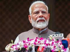 
      
      PM Modi pays tribute to freedom fighters
      
      