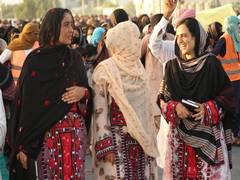 
      
      Baloch Yakjehti Committee calls off protests in Gwadar
      
      