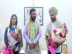 
      
      Bhaker, Sarabjot meets Haryana CM after brilliant Paris Olympics
      
      