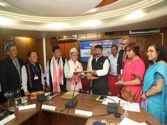 
      
      Assam and Mizoram agree to maintain peace along border
      
      