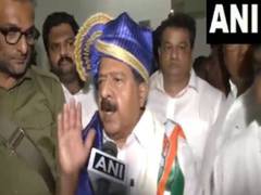 
      
      Congress' Chennithala backs decision to refer Waqf bill to JPC
      
      