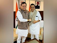 
      
      Uttarakhand CM Dhami discusses relief work with Garhwal MP
      
      
