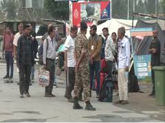 
      
      J-K: Another batch of pilgrims leaves for Amarnath Yatra
      
      
