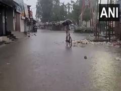 
      
      Haryana: Heavy rains lashes out several parts of Ambala city 
      
      