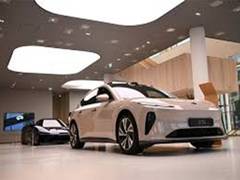 
      
      China's car sales fall to 5.2 per cent in July 
      
      