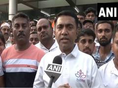 
      
      Goa CM participates in Har Ghar Tiranga campaign bike rally
      
      