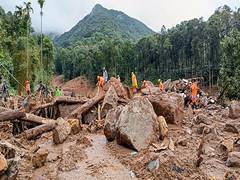 
      
      Kerala: Expert team to visit disaster affected areas  in Wayanad
      
      