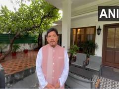 
      
      Meghalaya CM meets Amit Shah, discusses border border security 
      
      