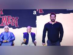 
      
      Javed Akhtar remembers Salman Khan as 