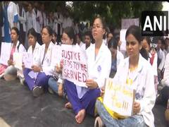 
      
      Kolkata doctor-rape murder: Doctors’ stir continues across nation
      
      