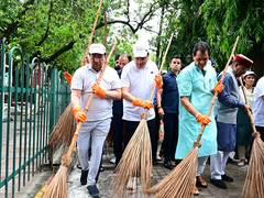 
      
      Uttarakhand CM Dhami flags off vacuum-based cleaning machines
      
      