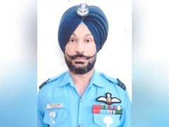 
      
      President confers Vayu Sena Medal to IAF's Jaspreet Sandhu 
      
      