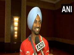 
      
      Hockey midfielder Hardik Singh heaps praise on Hardik Pandya
      
      