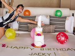 
      
      Jacqueline Fernandez celebrates birthday with a dreamy getaway
      
      