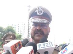 
      
      UP DGP Prashant Kumar extends Independence Day greetings
      
      